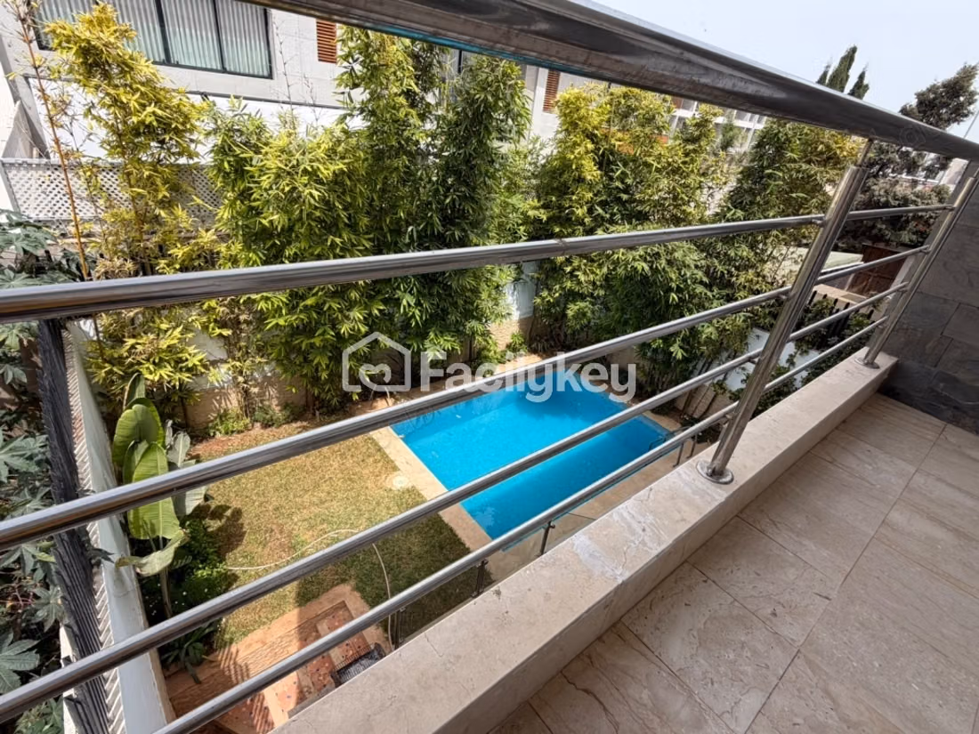 Villa de 250 m² à Dar Bouazza