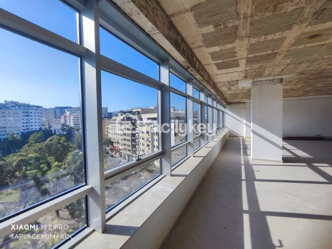 Oficina de 275 m² en Tánger