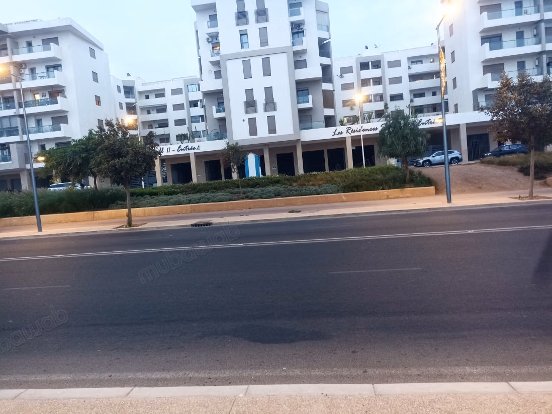 Beautiful commercial space for rent in Anza. Total area 50 m²