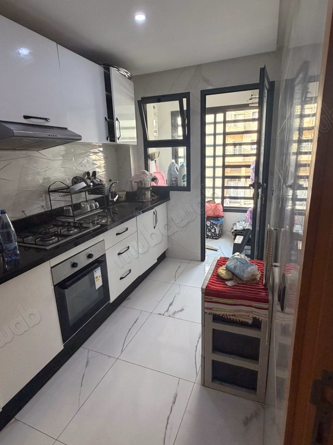 Vend appartement à Hay Chmaou. 3 belles chambres. Avec ascenseur et terrasse