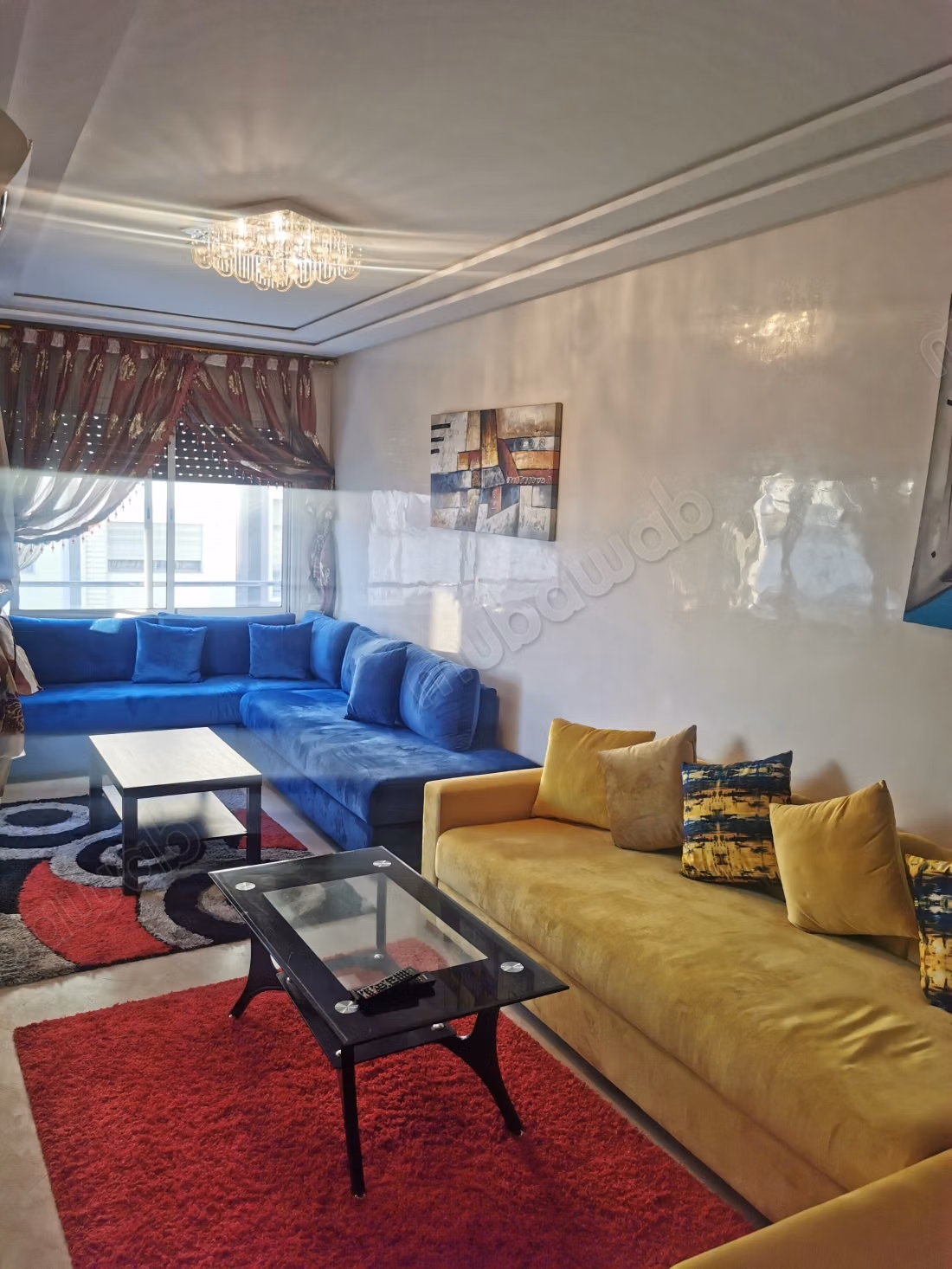 Appartement en location à Bourgogne Ouest. 1 Pièce. Meublé