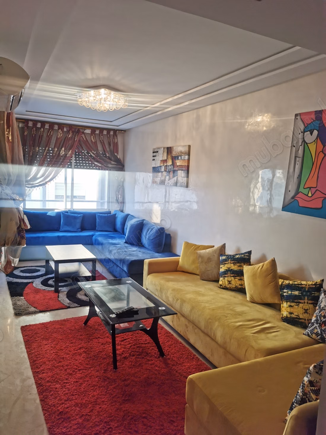 Appartement en location à Bourgogne Ouest. 1 Pièce. Meublé