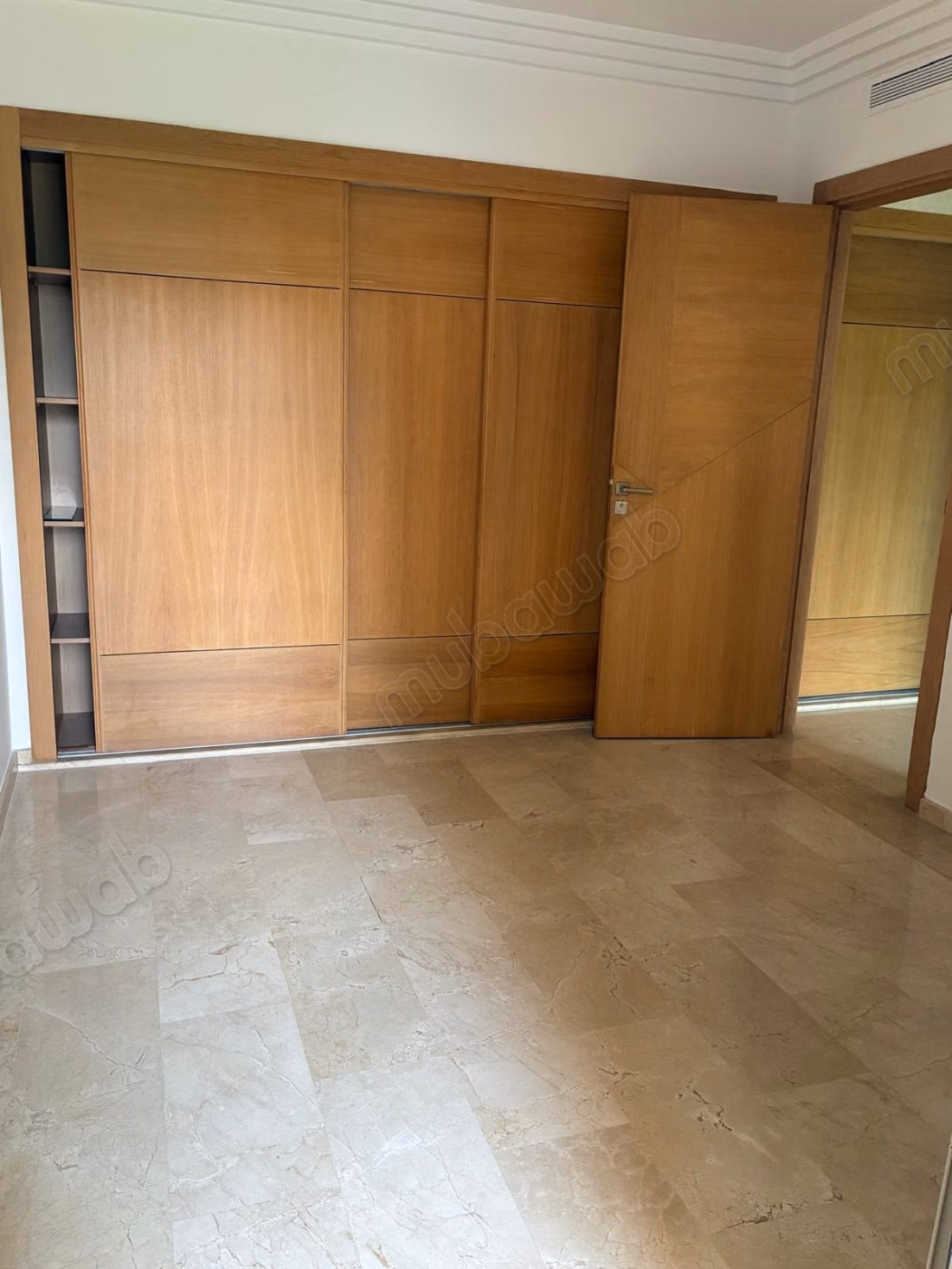 In vendita - bel appartamento con 2 camere da letto