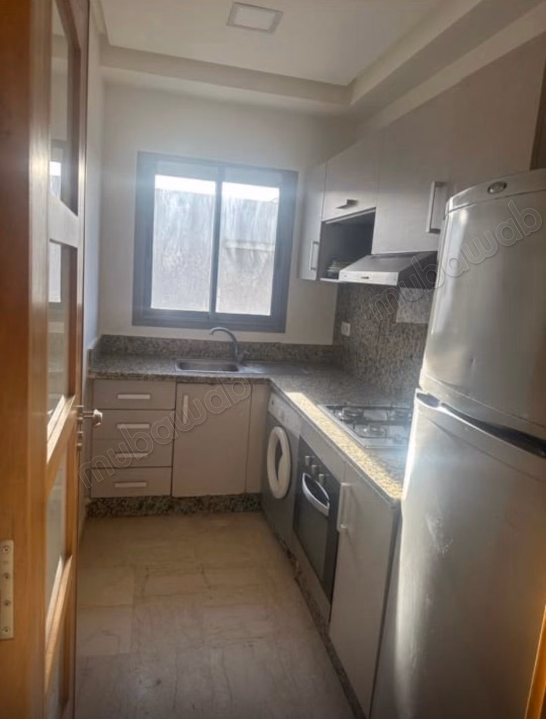 Apartment for sale in Errahma. 3 rooms. Traditional living room and satellite system.