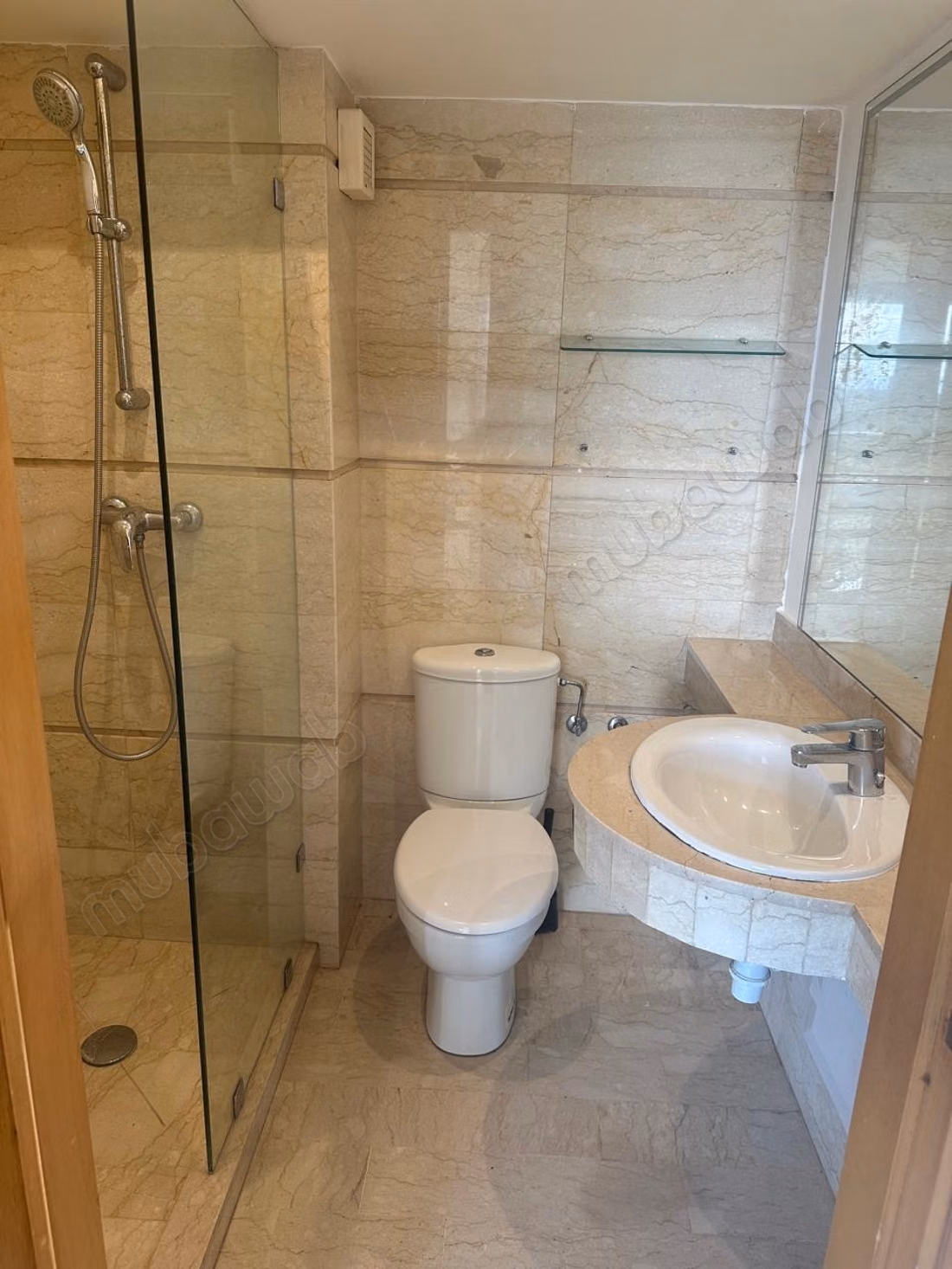 High standing apartment 63 m², marble, closed residence, garage and Busway in Errahma