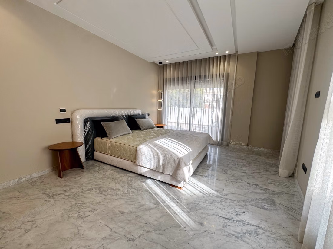 Duplex con piscina in vendita Oasis Casablanca