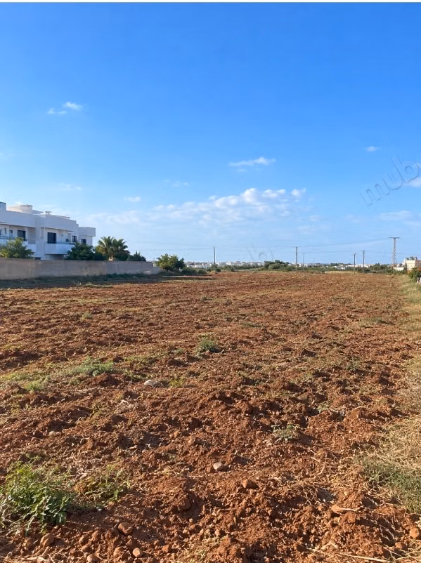 Terreno en venta en Dar Bouazza. Superficie total 140,000 m²