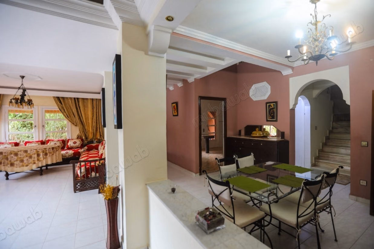 Corner villa with great potential in Amerchich