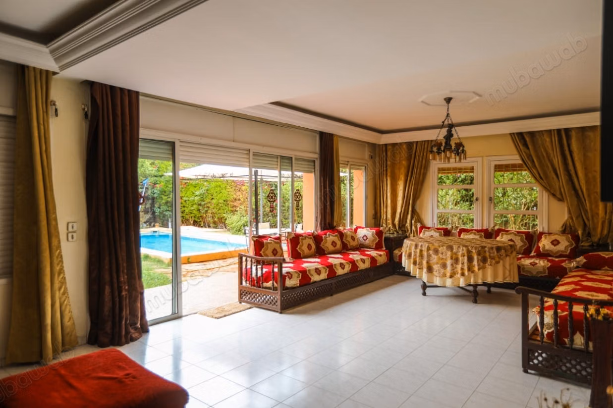 Corner villa with great potential in Amerchich