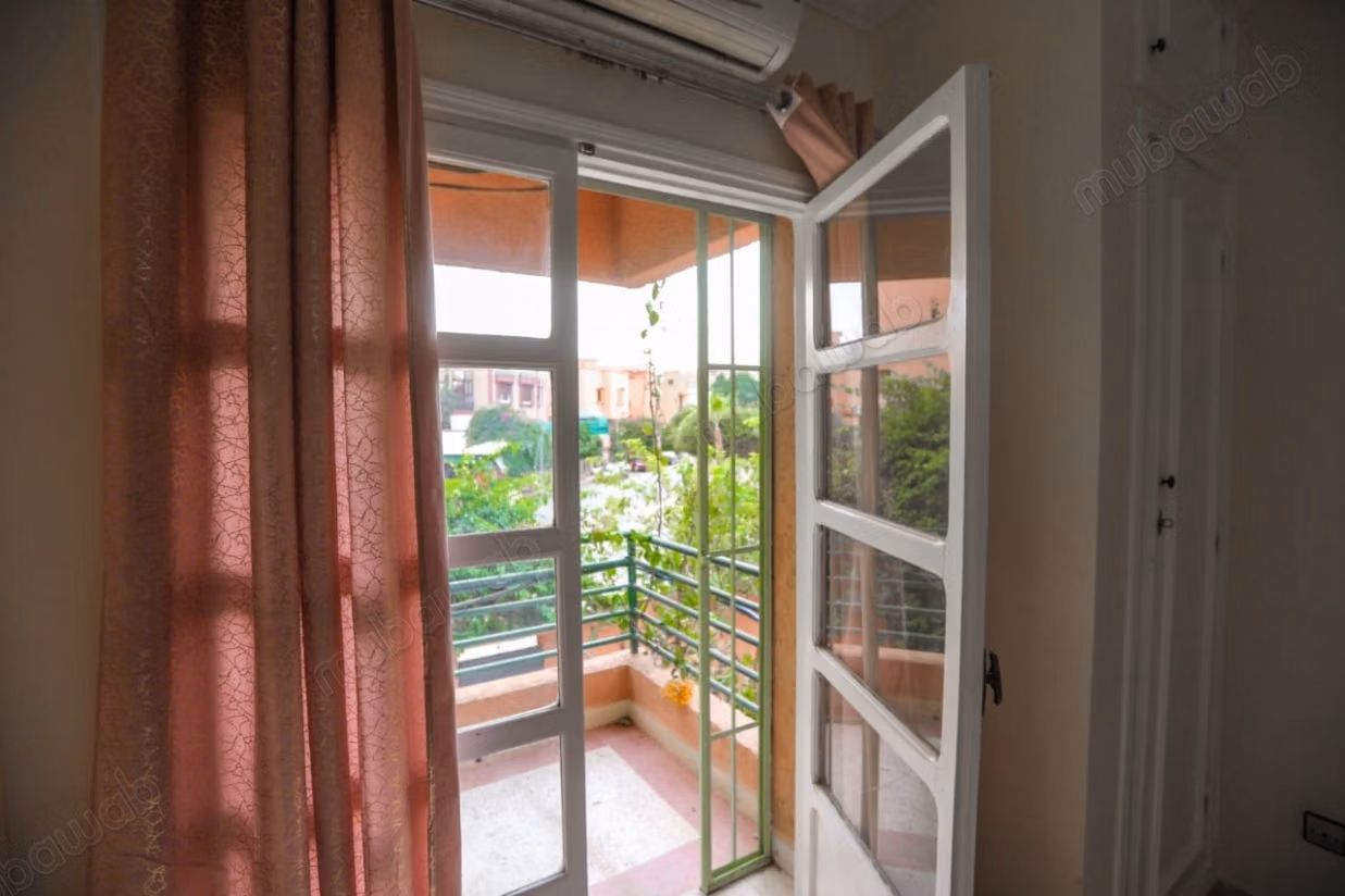Corner villa with great potential in Amerchich