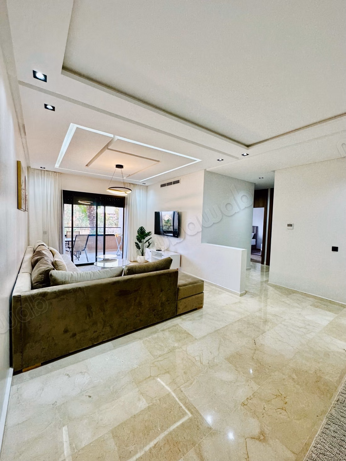 Location magnifique appartement 3 chambre meublé à Ain mezouar. 110 mètre