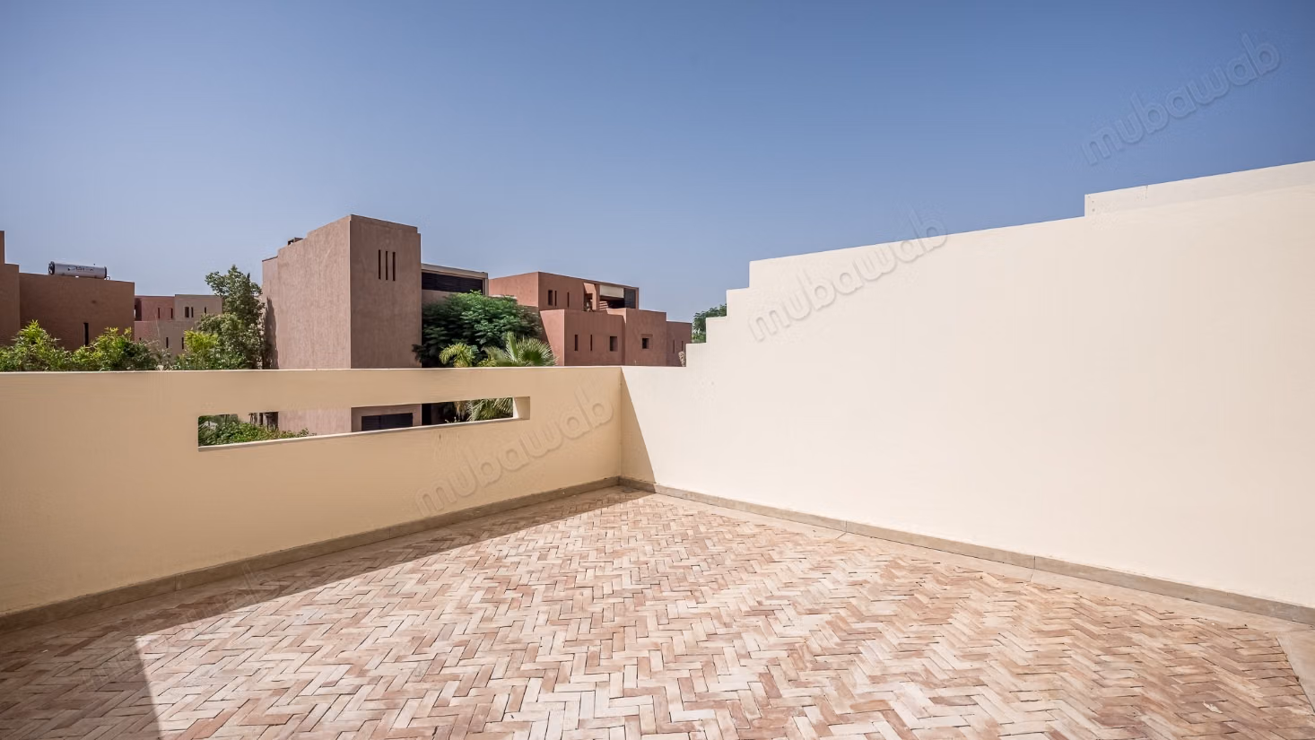 Al Maaden new villa 3 bedrooms