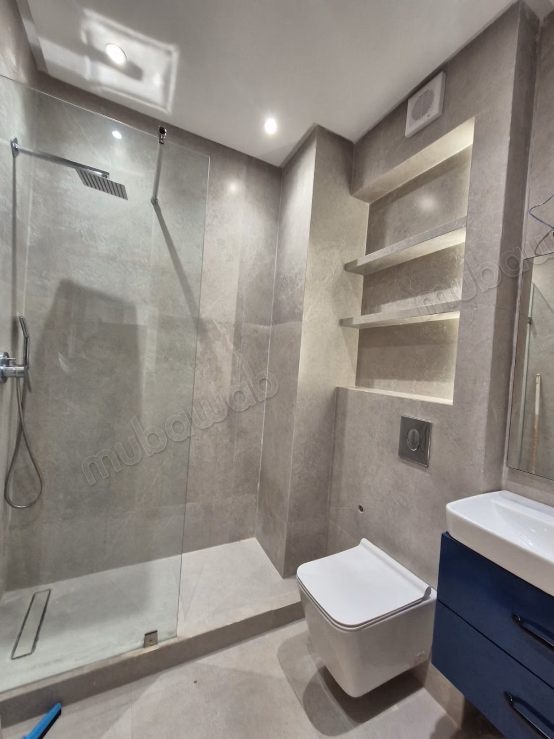 Appartement vide au quartier des hôpitaux
