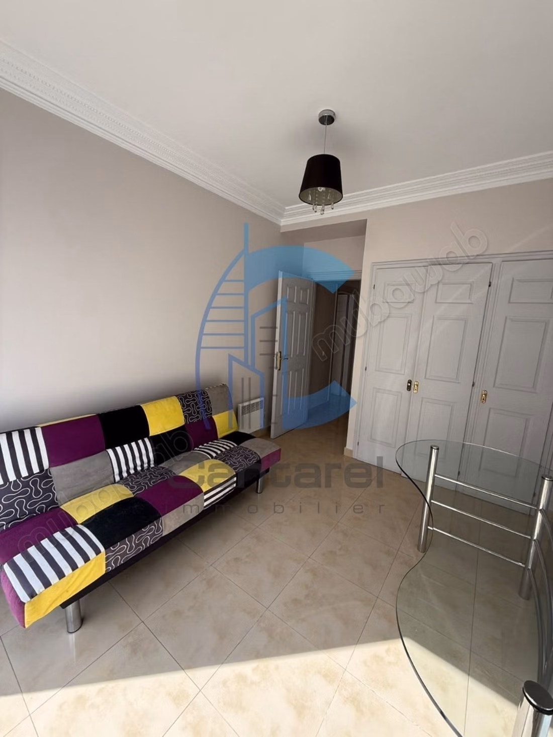 À louer appartement meublè de 162m² à racine