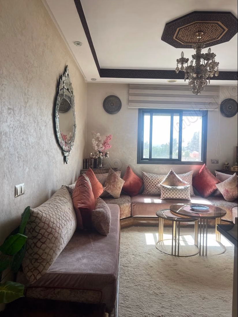 Appartement en vente à Bouskoura. 1 Pièce. Meublé