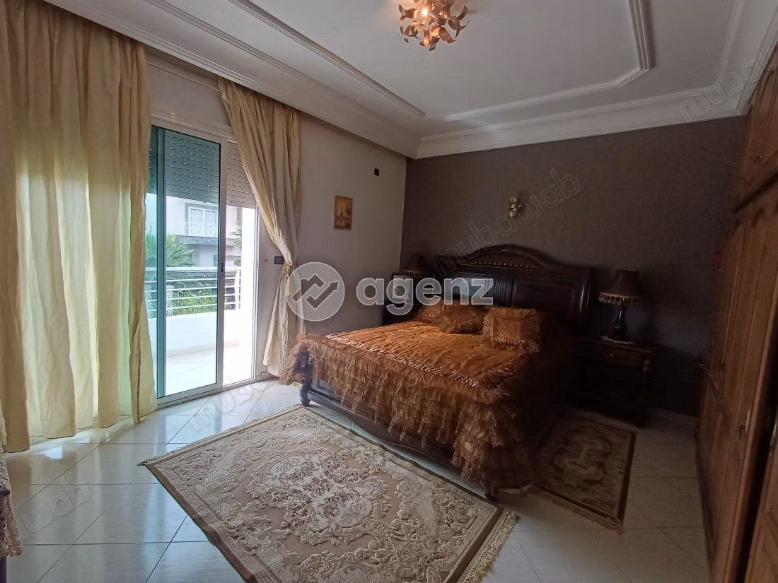 Villa in vendita 220 m², 4 camere Al Mostakbal Casablanca