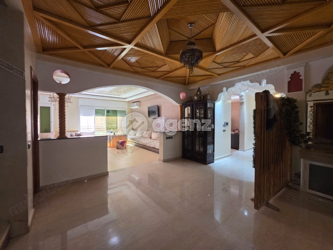 Villa en venta 598 m², 9 habitaciones Boumesmar Marrakech