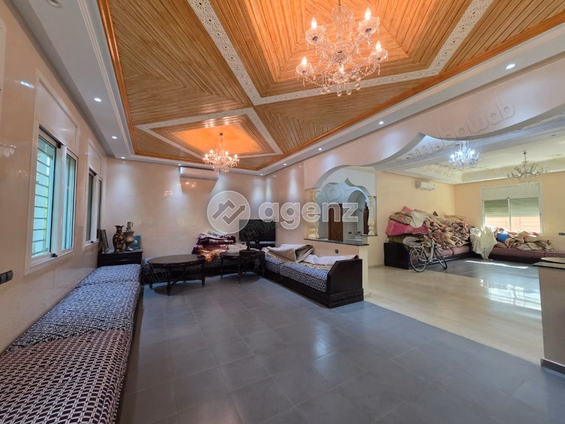 Villa en venta 598 m², 9 habitaciones Boumesmar Marrakech