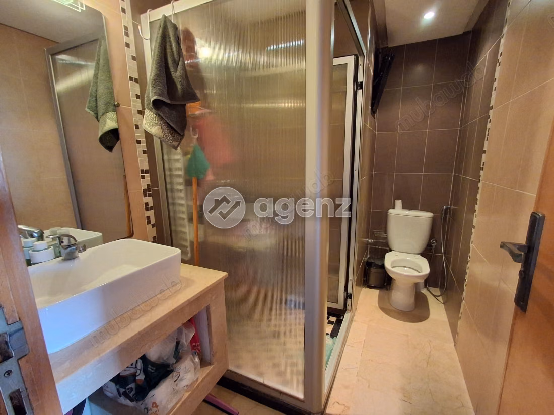 Appartement à vendre 124 m², 3 chambres 
hay chemaou 
Salé