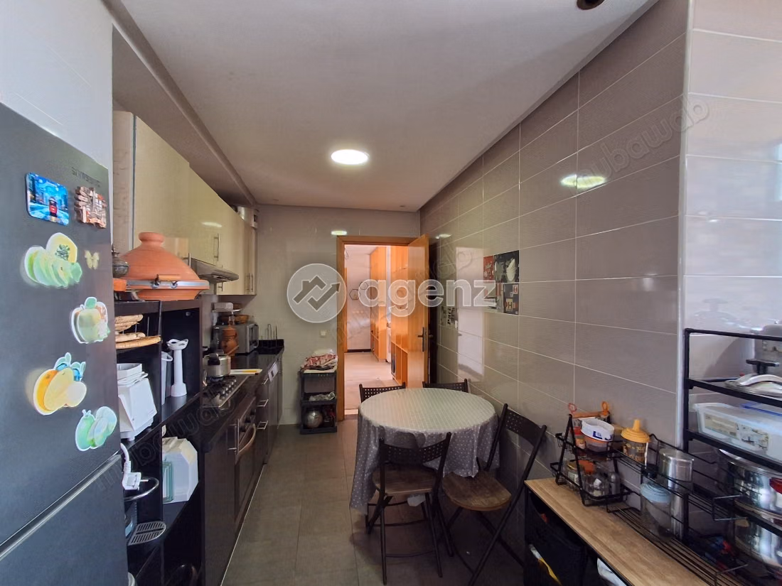 Appartement à vendre 124 m², 3 chambres 
hay chemaou 
Salé