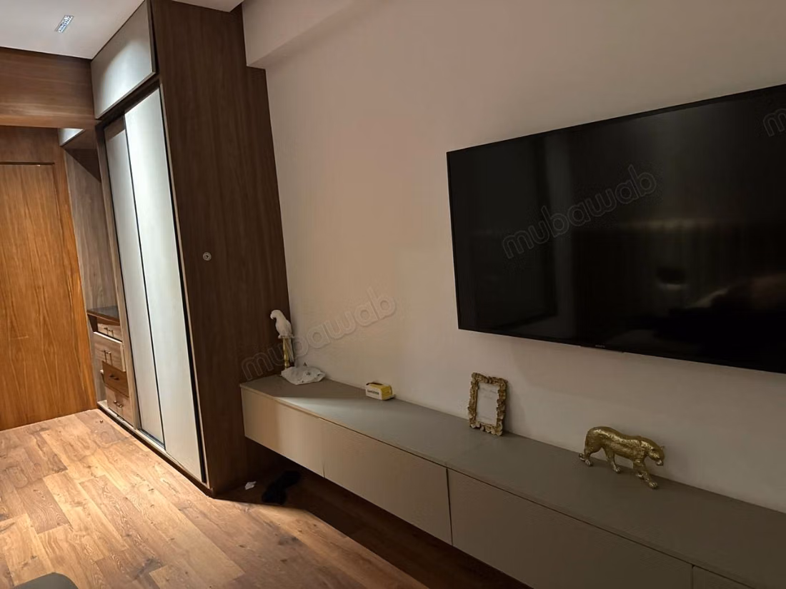 Appartamento in vendita a Maârif Extension. 2 camere confortevoli. Arredato