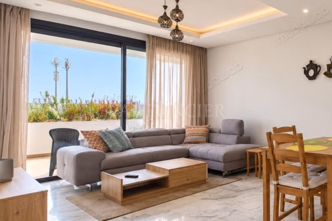 Alquiler de Estudio Moderno Amueblado Espacioso con Terraza Bouskoura