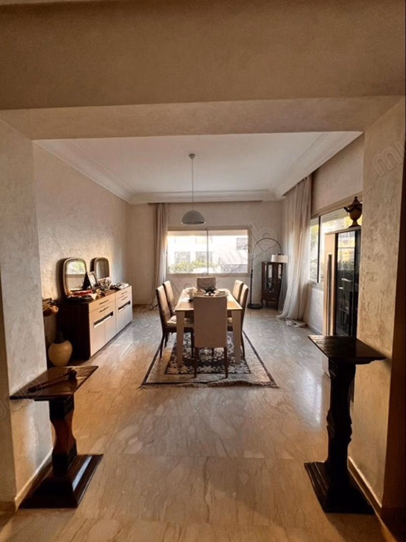 Villa te koop in een gesloten residentie Ain Diab