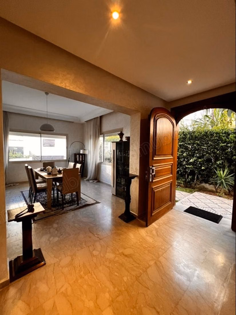 Villa te koop in een gesloten residentie Ain Diab