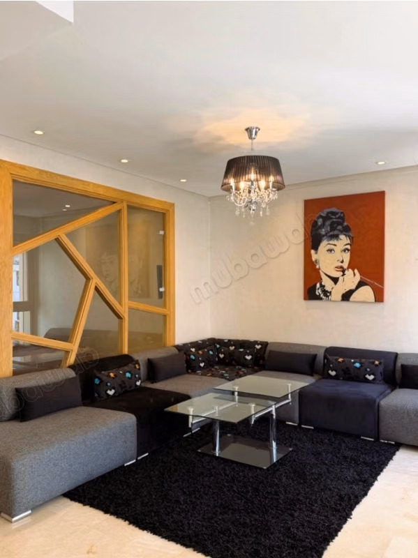 Nuovo studio arredato di lusso 50m² a Bourgogne ovest