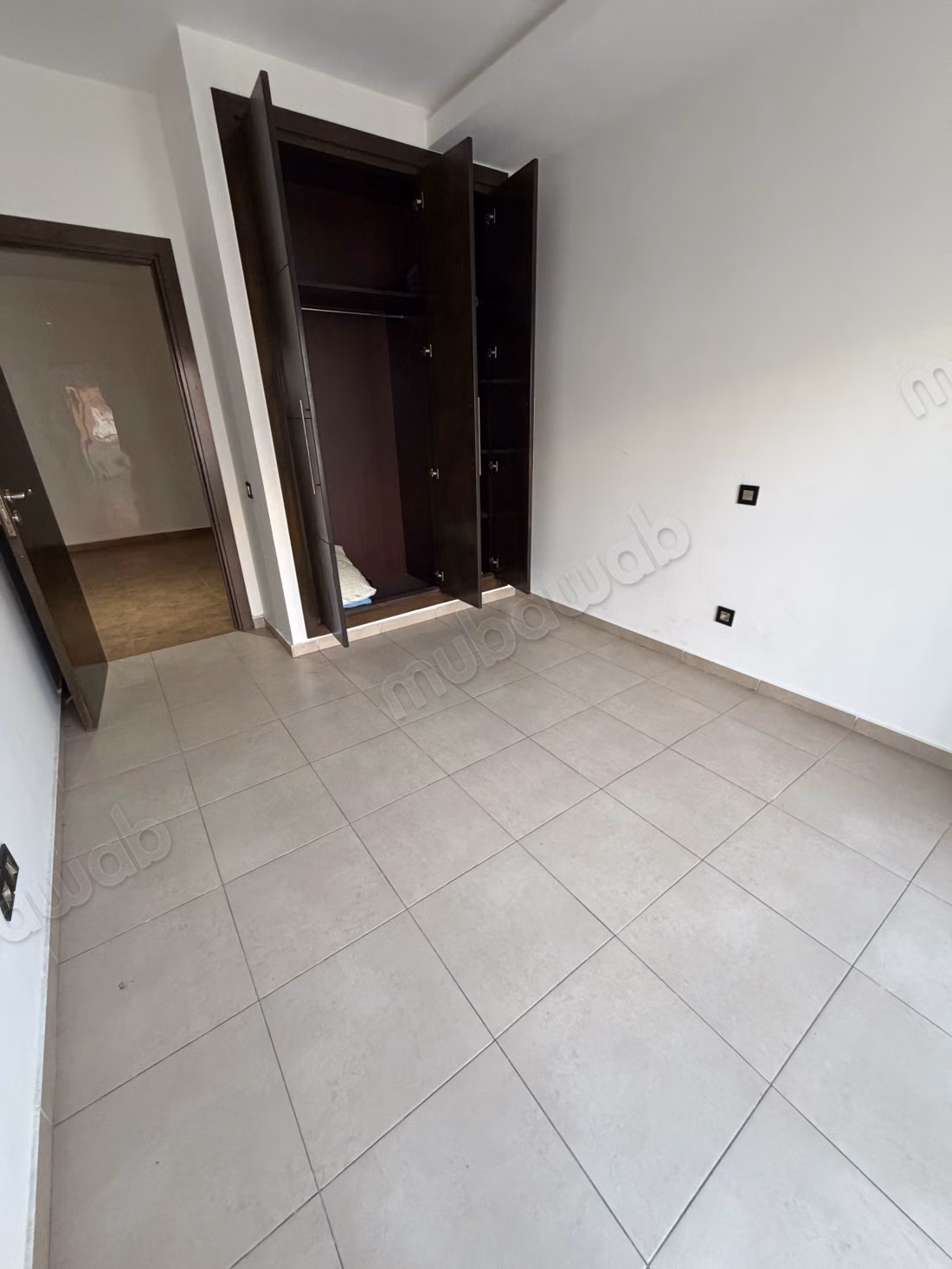 Affitta questo appartamento in boulevard Ibn Tachfine. Superficie di 80 m². Ascensore e terrazza