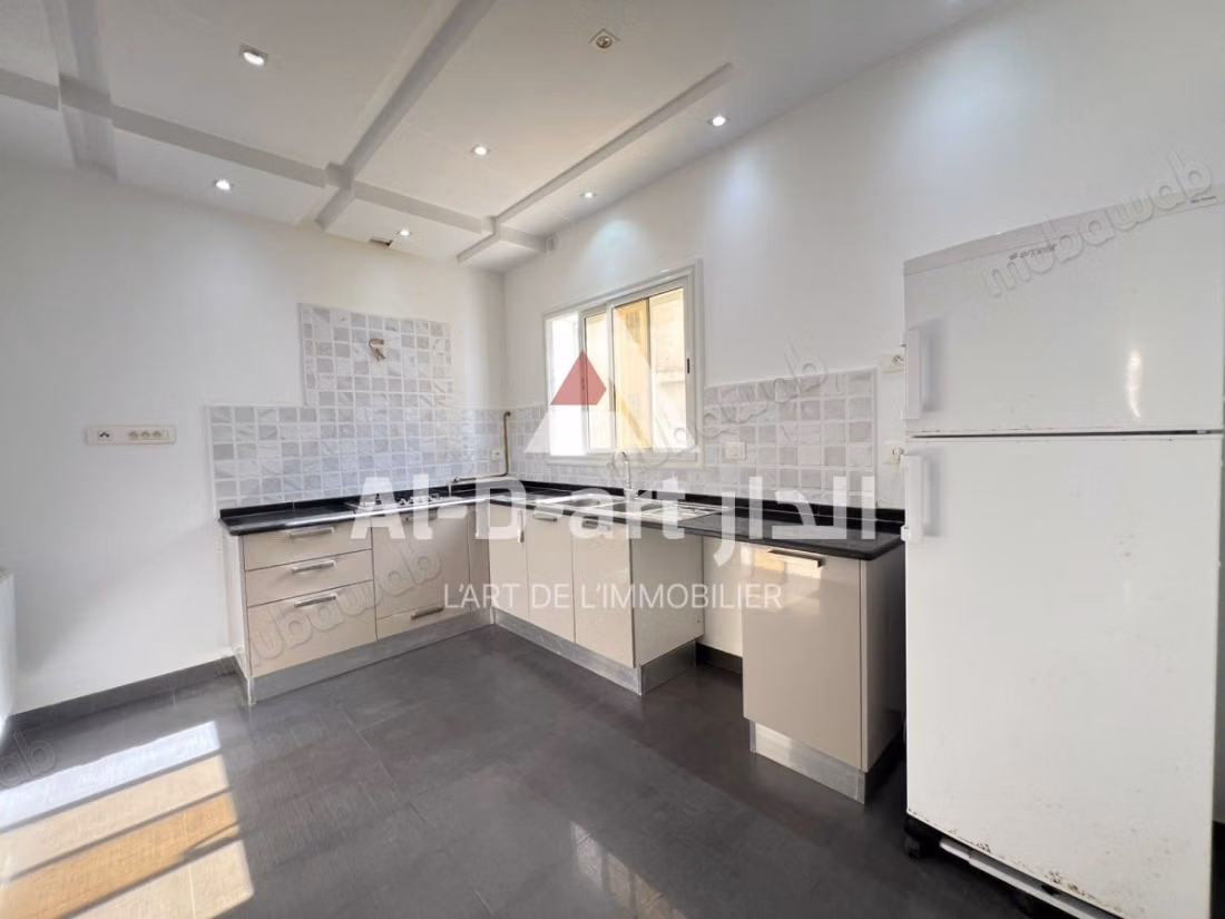Un appartement s2 vide pour la location annuelle