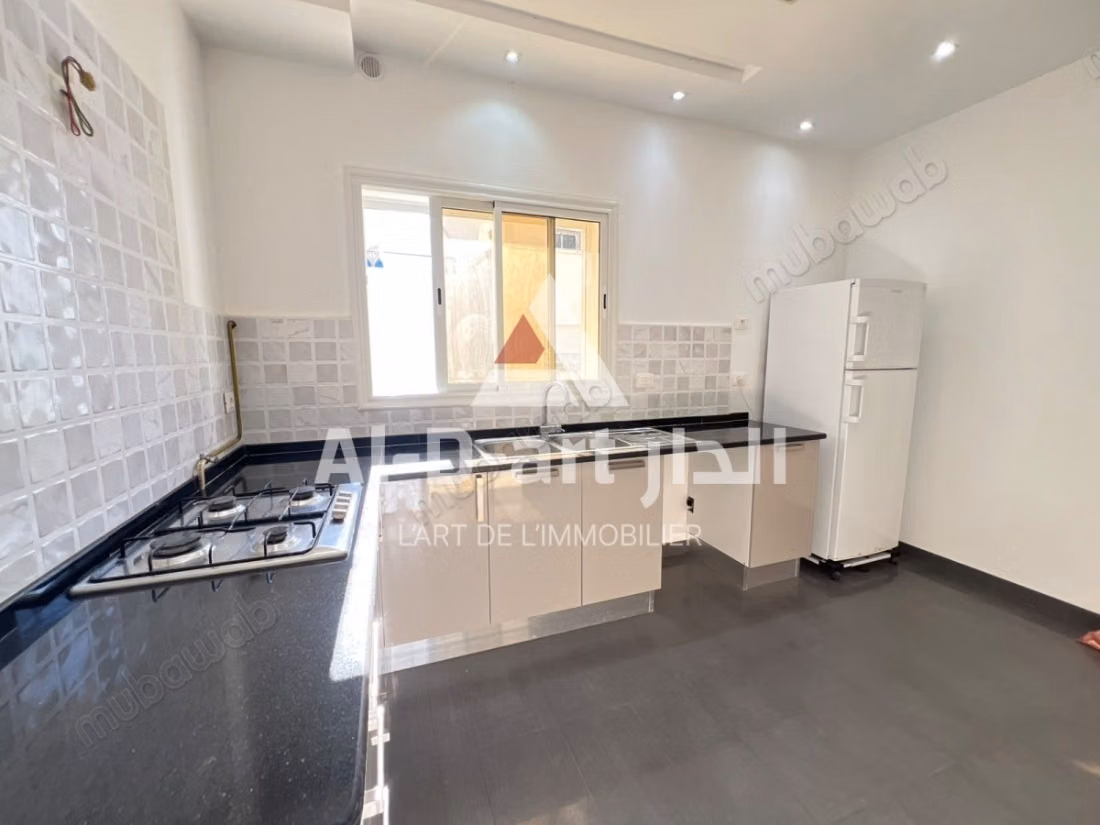 Un appartement s2 vide pour la location annuelle