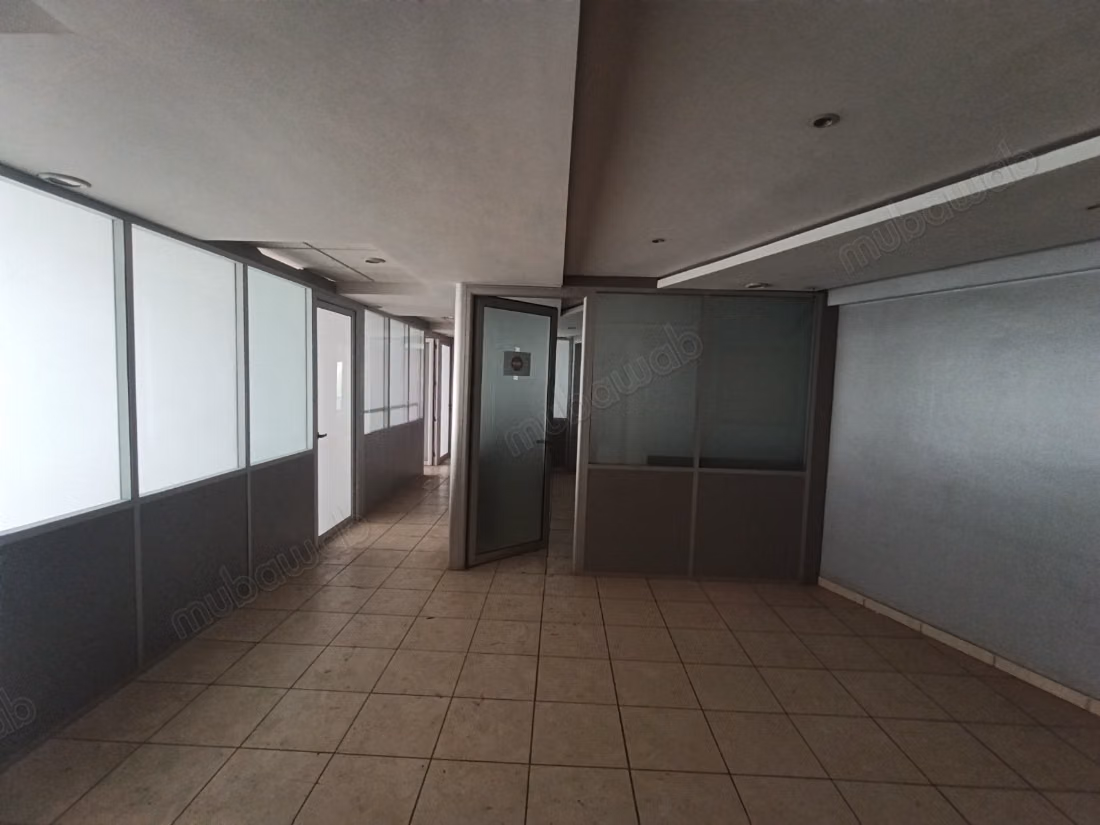 Oficinas en alquiler en Medina. Superficie 219 m²