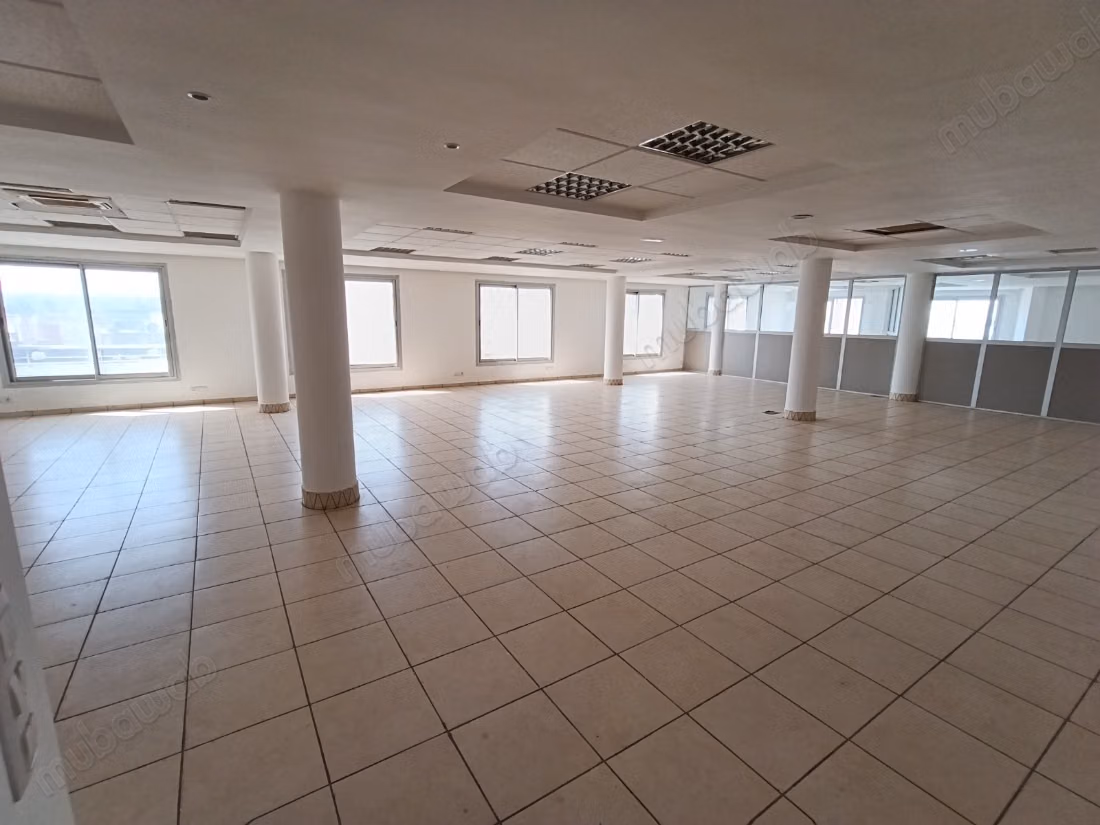 Oficinas en alquiler en Medina. Superficie 219 m²