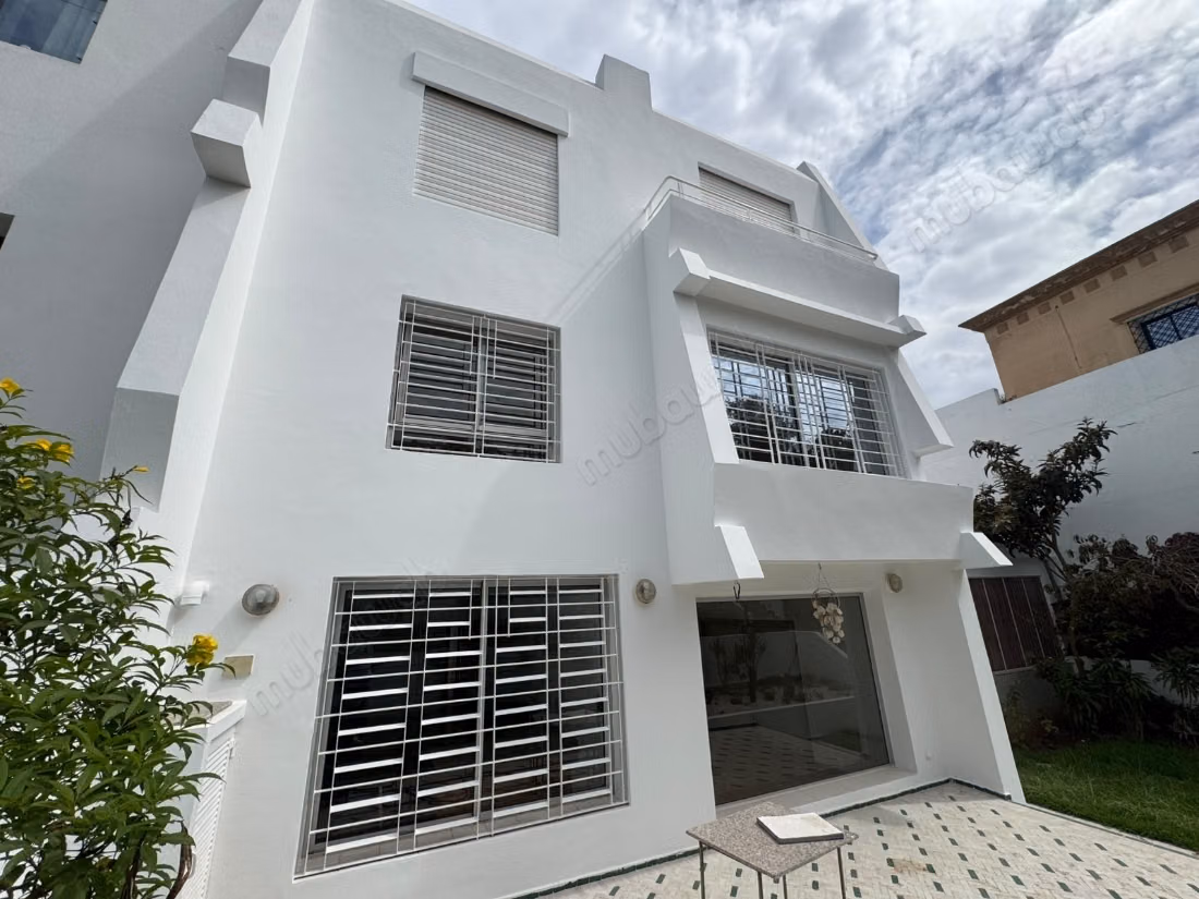 Huur villa met 4 slaapkamers in Anfa