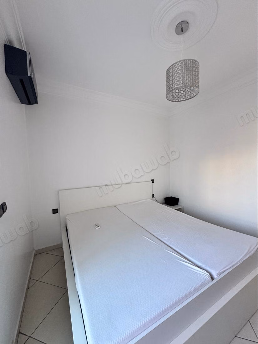 Studio te koop in Valfleuri met garage