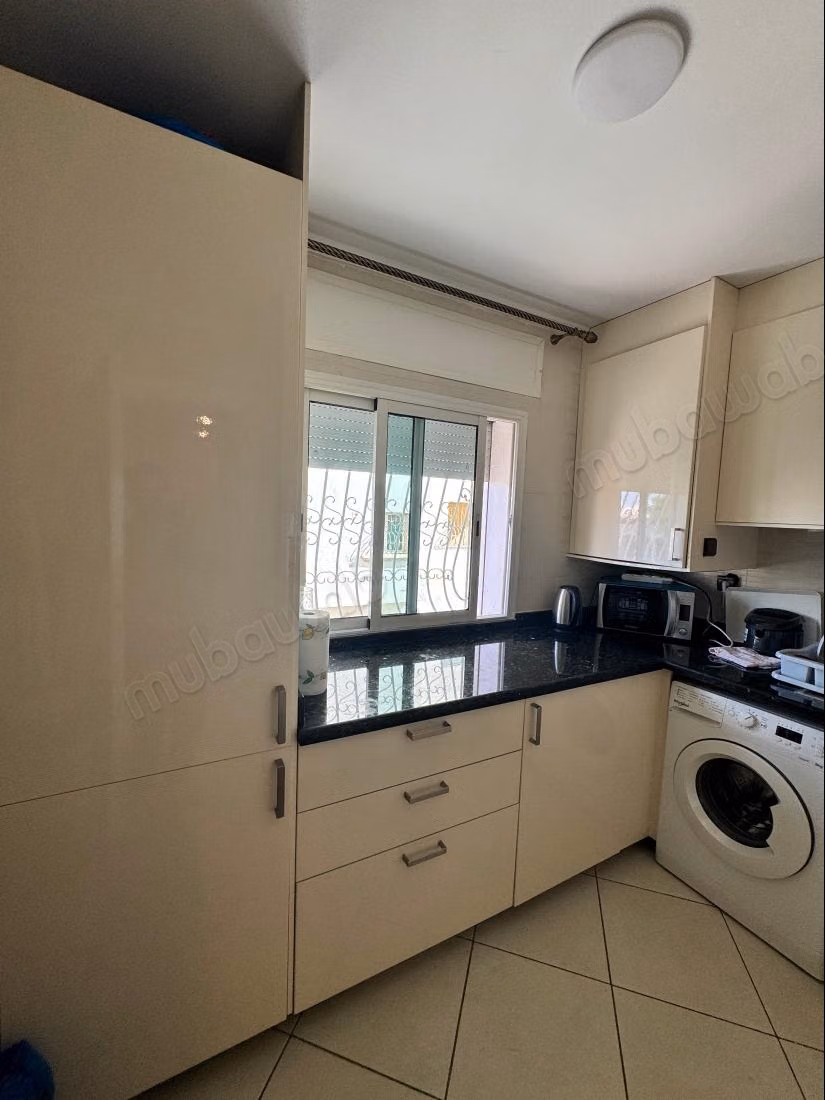 Studio te koop in Valfleuri met garage