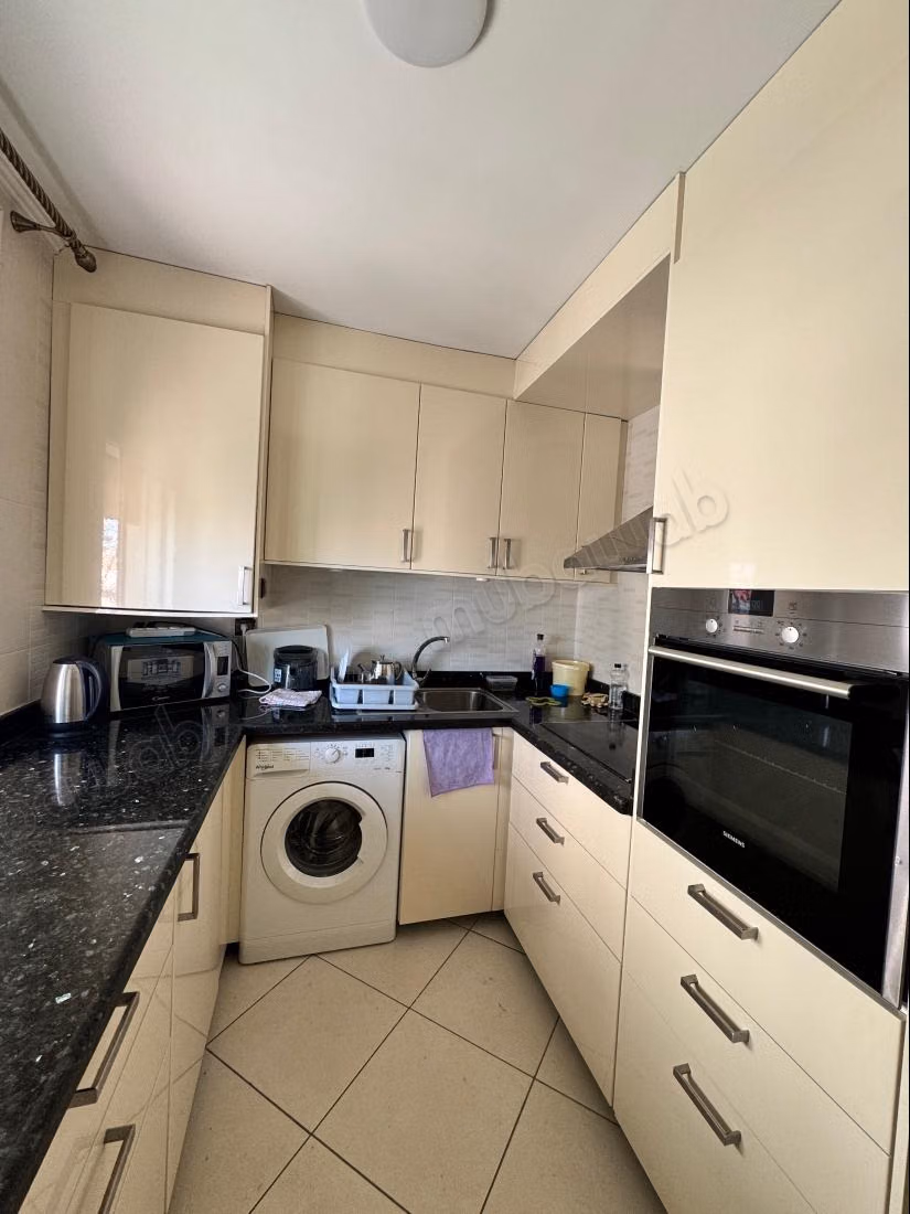 Studio te koop in Valfleuri met garage