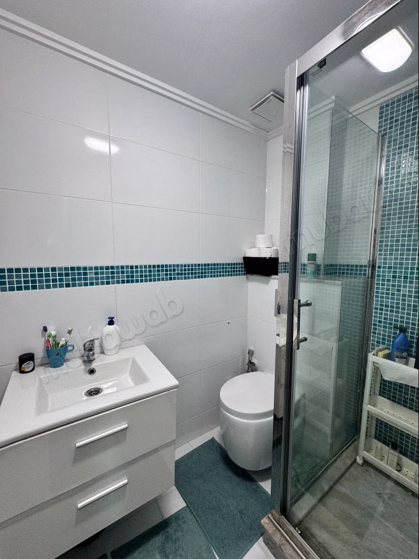 Studio te koop in Valfleuri met garage