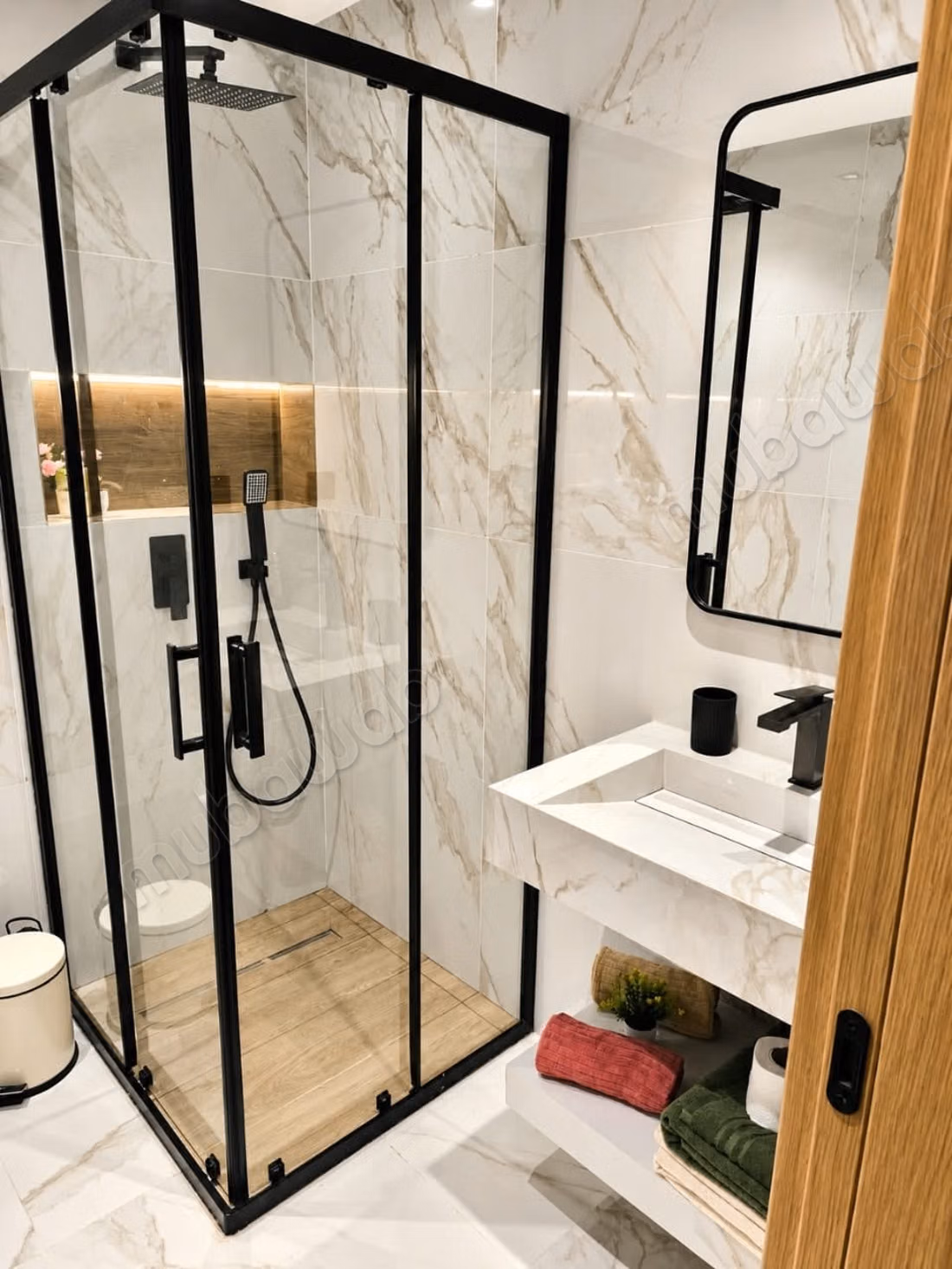 A Fabulous and Luxurious New S1 of Very High Standing