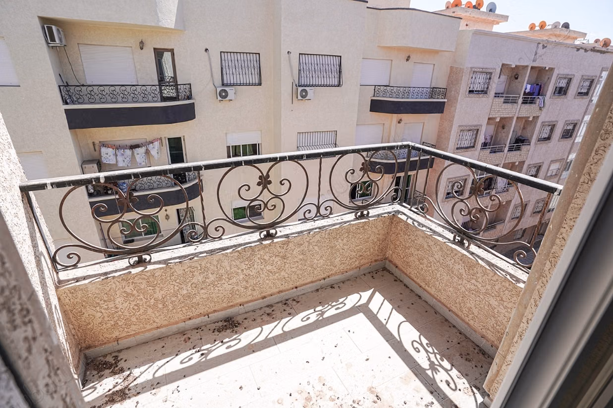 Apartment for sale in Martil, registered, with an area of 100 square meters, 3 bedrooms