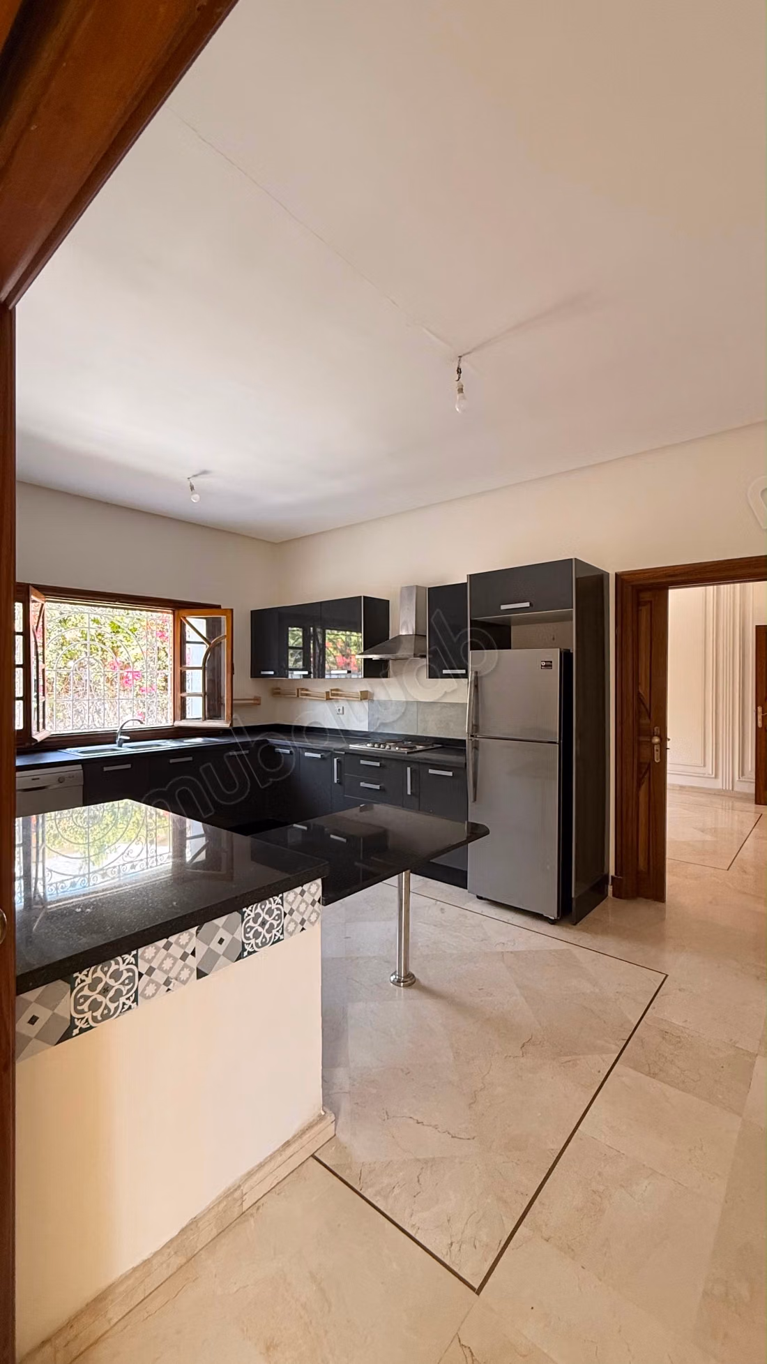 Luxury villa for rent in Souissi. 4 bedrooms. Pool and fireplace