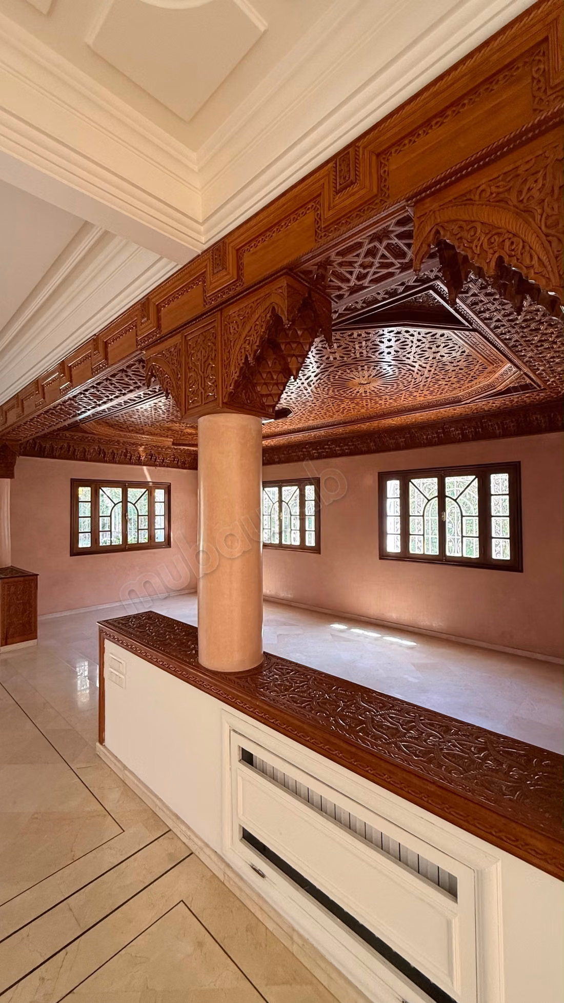 Luxury villa for rent in Souissi. 4 bedrooms. Pool and fireplace
