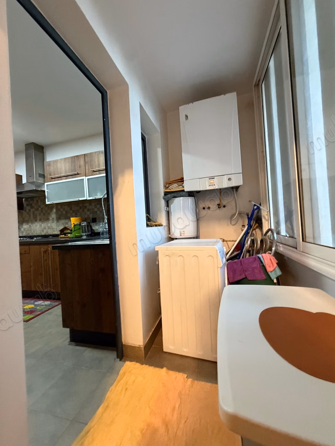 Bel appartement en location à Ville Verte. 
3 belles chambres. 
Meublé