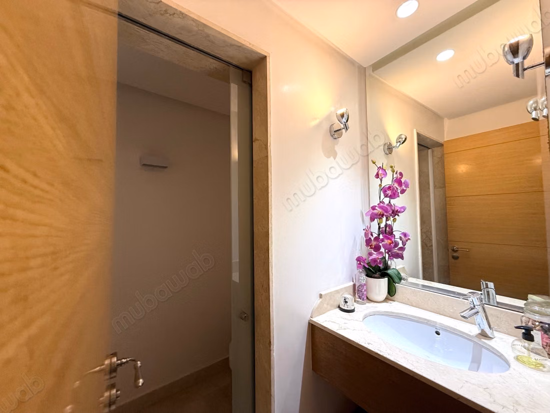 Bouskoura Groene Stad Gemeubileerd Appartement van 180 m² te Huur, Uitzicht op Golf