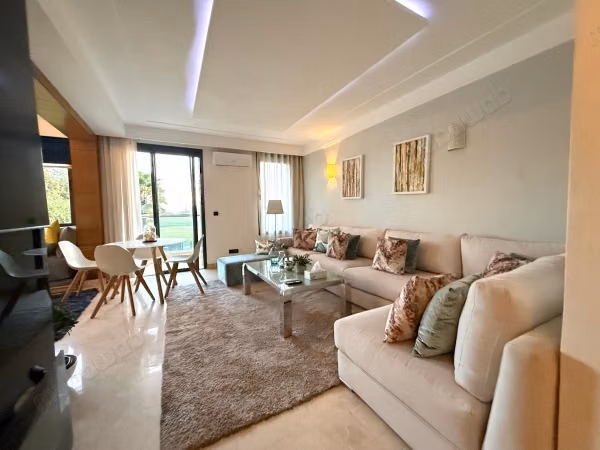 Bouskoura Ville Verte Appartement meublé de 180 m² à louer, vue golf