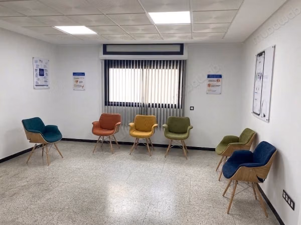 Apartamento de oficinas en alquiler en Agdal. Superficie total 70 m². Ascensor