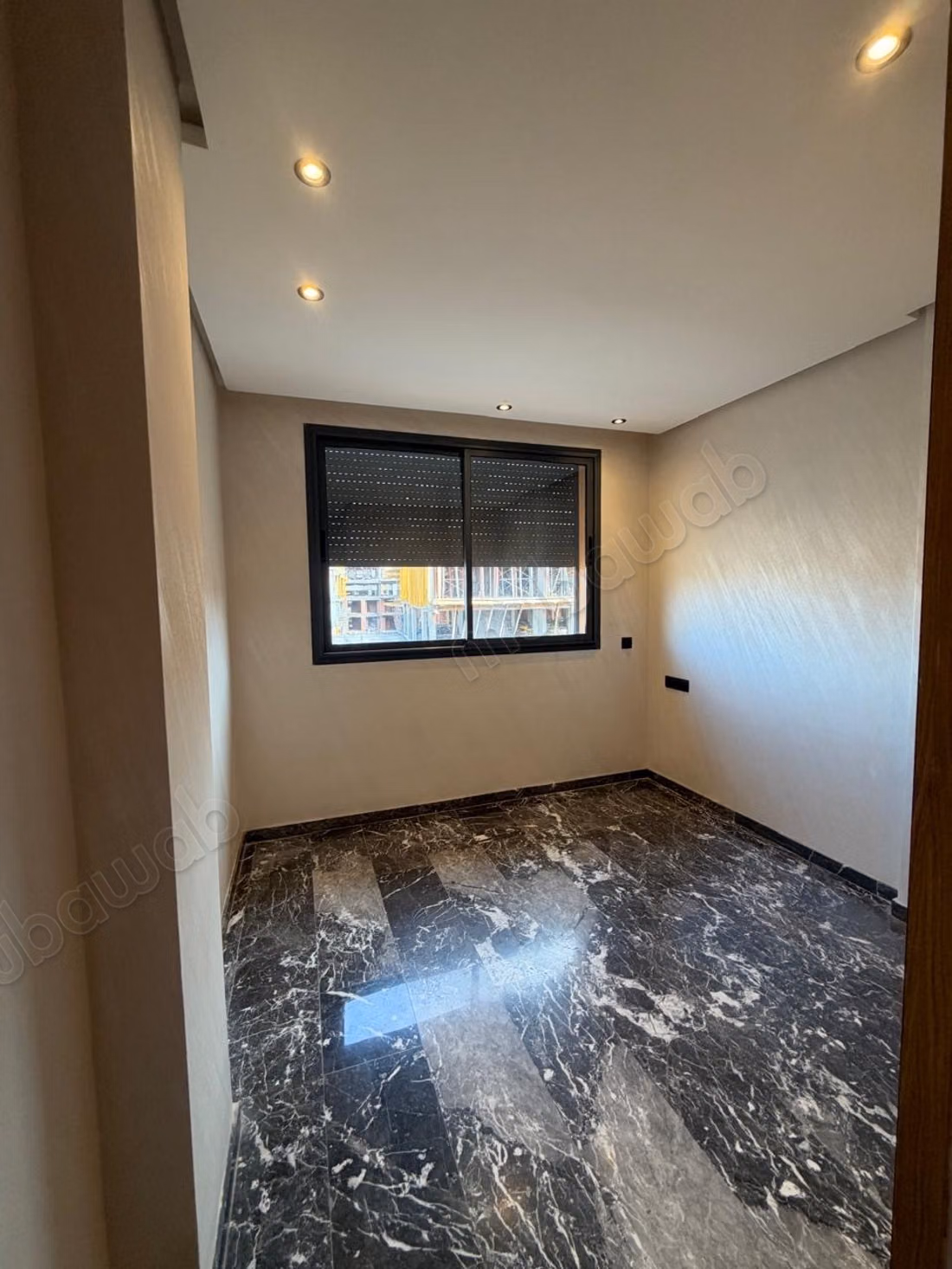 Joli appartement 2 chambres vide location