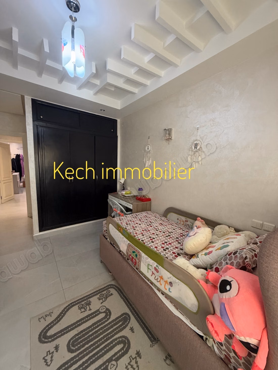 Sell apartment on Route de Safi. Total area 117 m². Parking and elevator