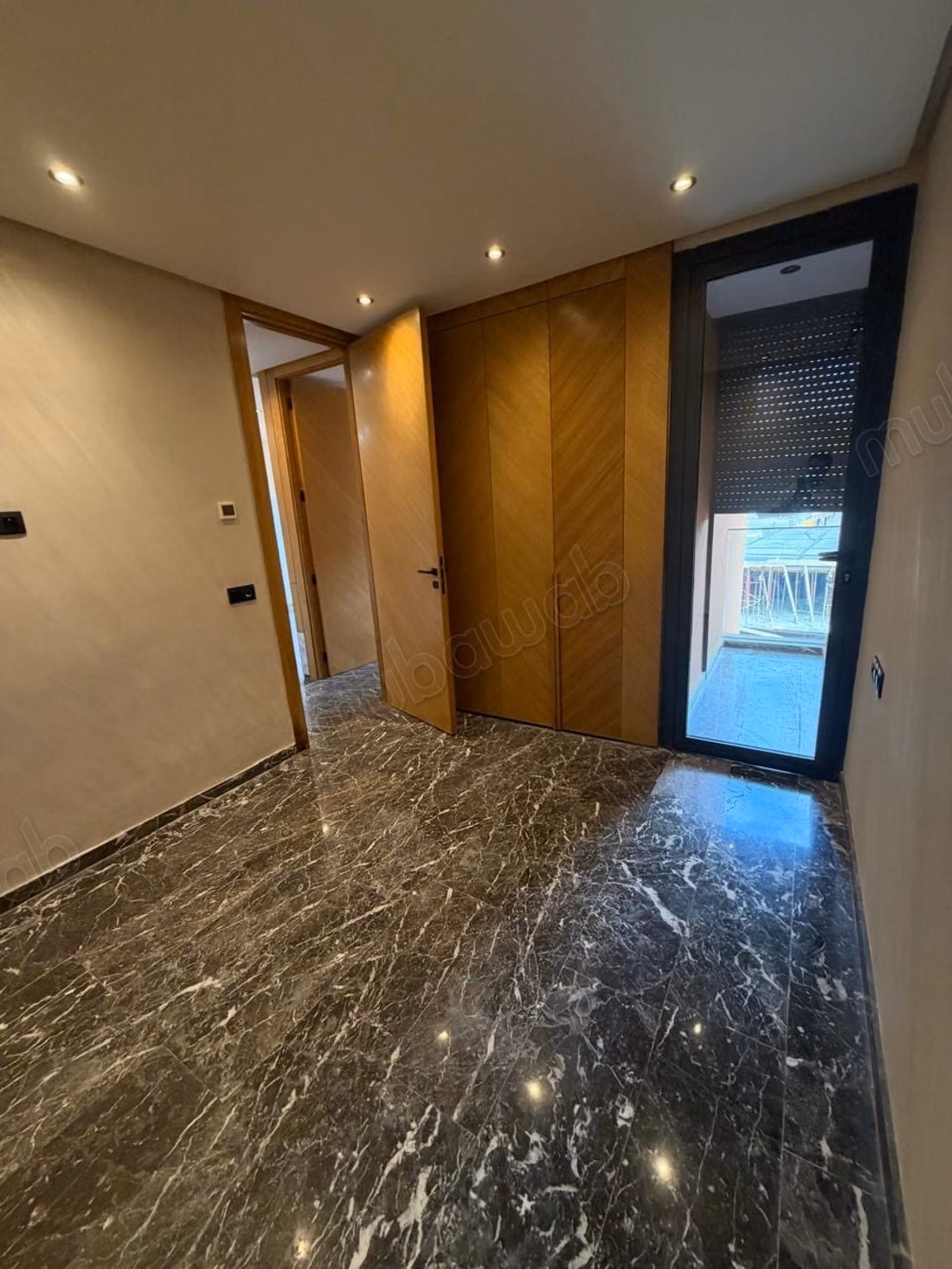 Joli appartement 2 chambres vide location